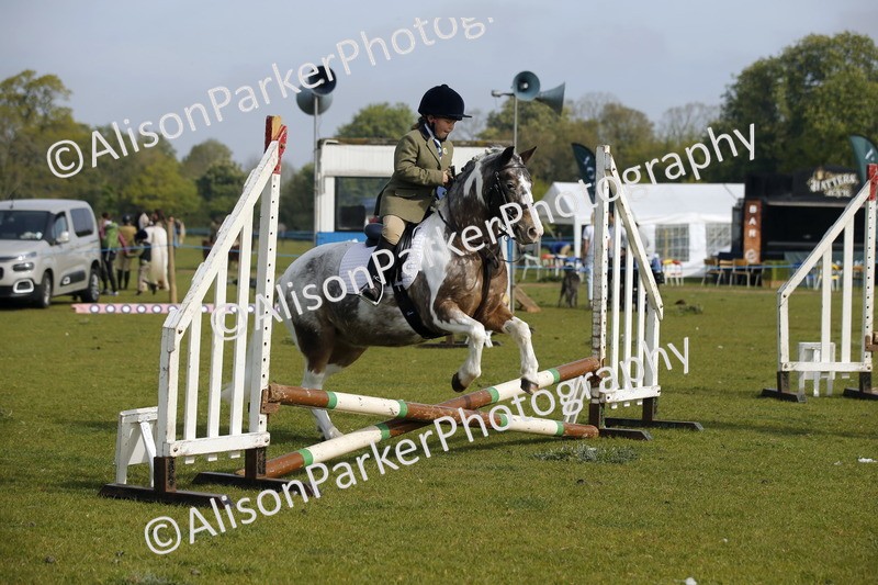 20260426-1019 - Class 1 - Mini Jumping - Lead rein or Assisted
