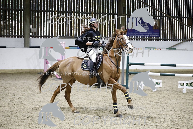 _T0A3754 - 1M Clear Round