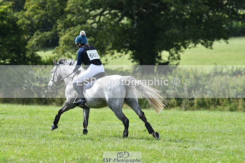 240804-161017-17301 - 662-Phoebe_Annear-THE_RIDGE_CROSS_FESTY