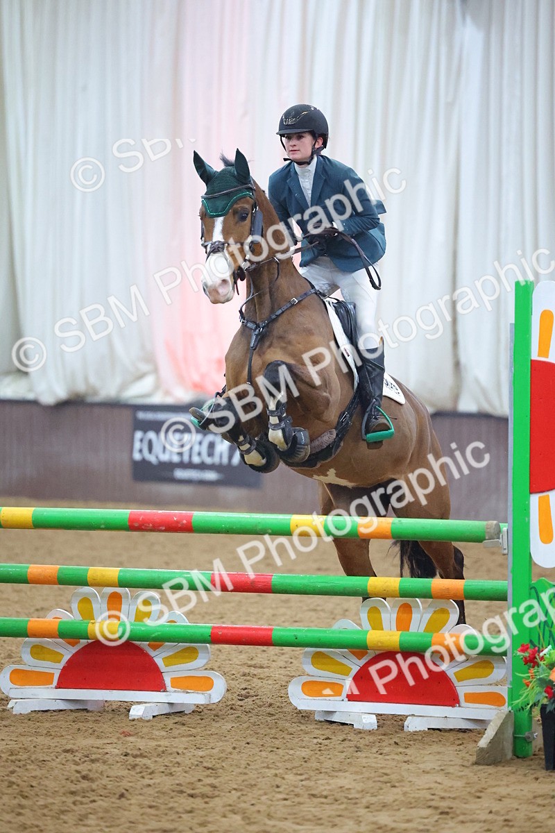 SBM_008628 - Class 21 - Nupafeed Supplements Senior Discovery/ 1m Open - First Round (1.00m)