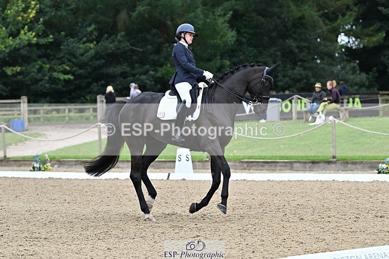 240810-101314-02603 - 114-Lucy.Amy-Morrico.M