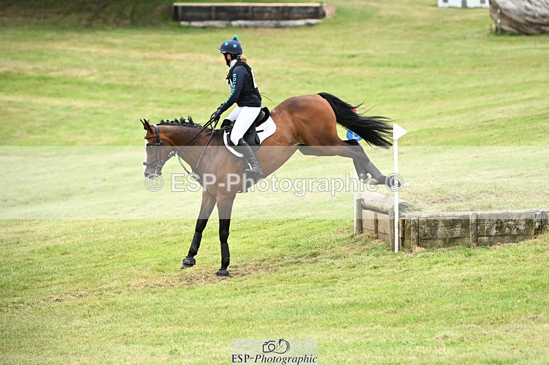 240825X-163606-37315 - 80cm XC 16.30 to 17.30