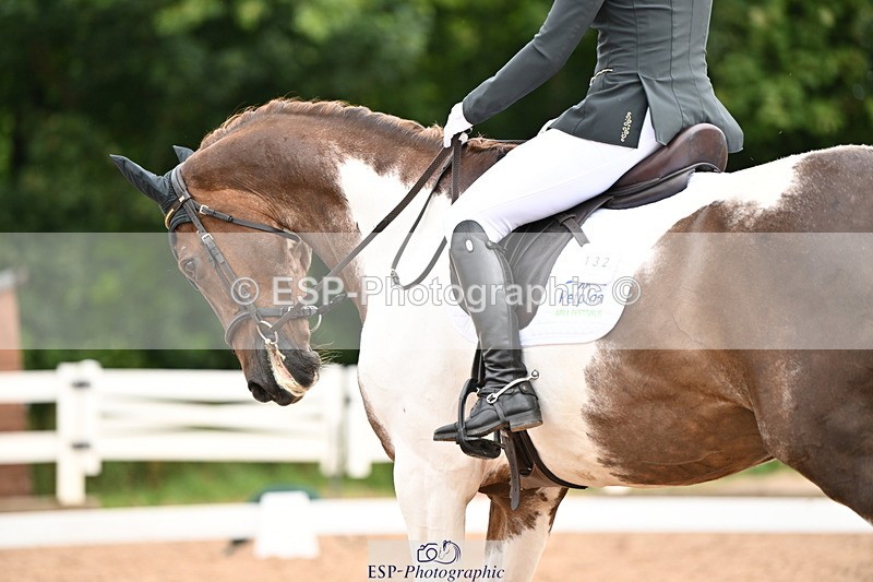 240817A-110053-07258 - 132-Nicky.Turriff-Witchcombe.Music.Man