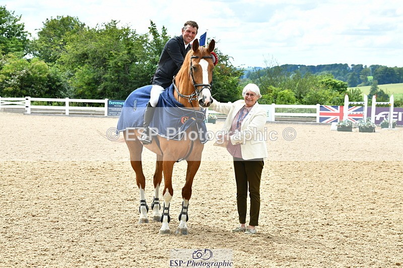 230721A-145153-07119 - Cls 22, 1 Star Gold 1.30m