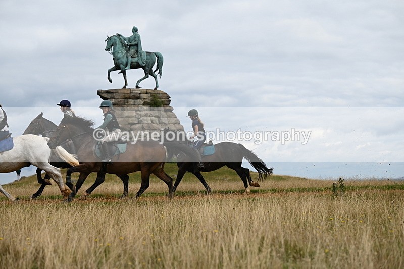 DSC_6412 - Time at Statue 12:17 to 12:44