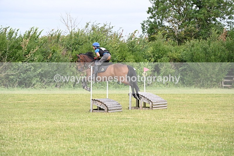 WJ6_6120 - 60cm XC Time 09:48 to 09:57