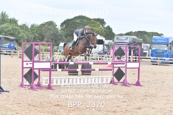 BPP_3320 - CLASS 5 Senior Newcomers/ 1.10m Open