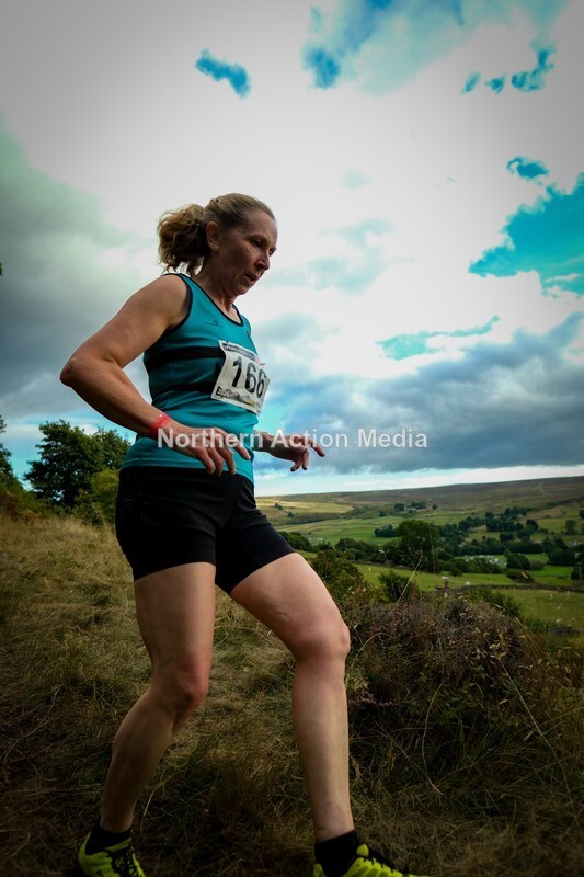 DSCF5534 - Reeth Fell race seniors