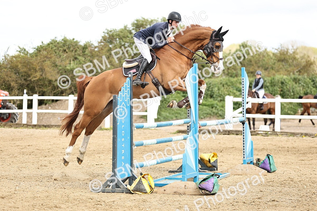 SBM_001247 - Class 4 - Senior Newcomers - 1.10m
