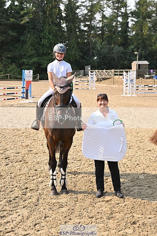 250816A-100359-00597 - Cls 2 Club 80cm