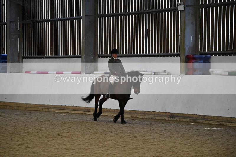 WJ5_6000 - Class 9 Ridden Veteran