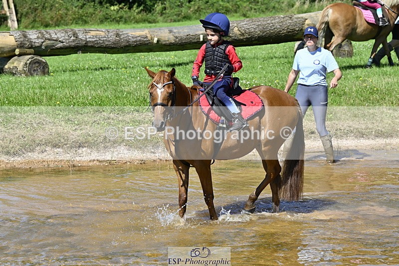 240728B-110718-01098 - Gemma's Group XC