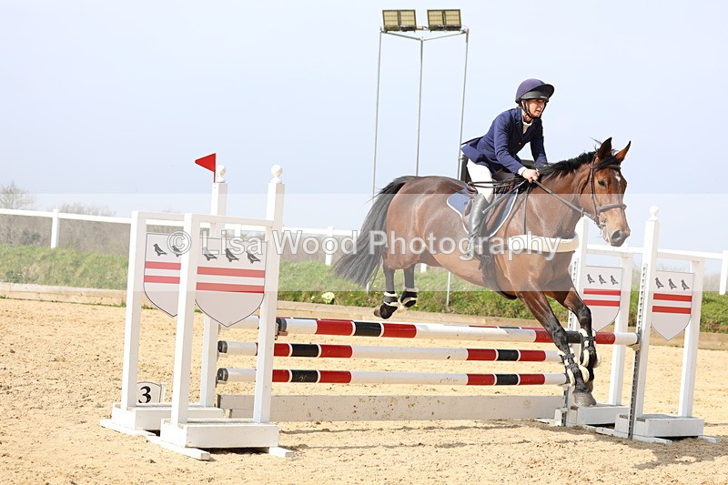 3E7A6734 - Class 4: Senior British Novice/90cm open