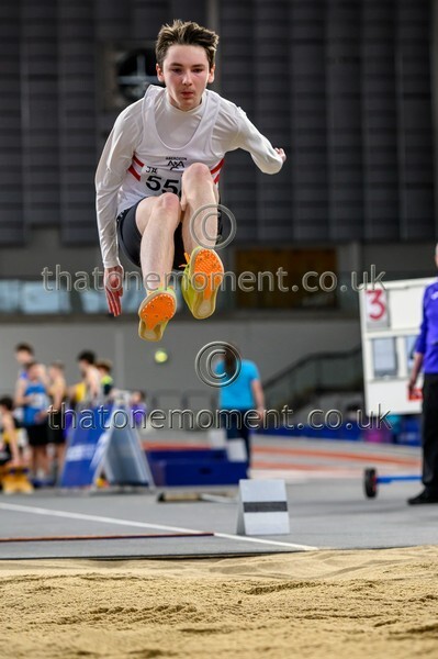 AgeInd25SAT-910493 - Field Male