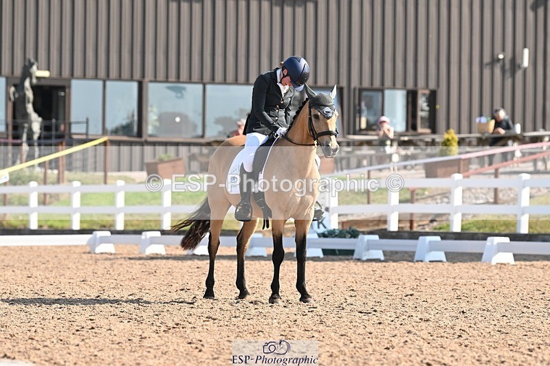 250816-094832-02978 - 065-Nicky.TurriffMyshall.Robby