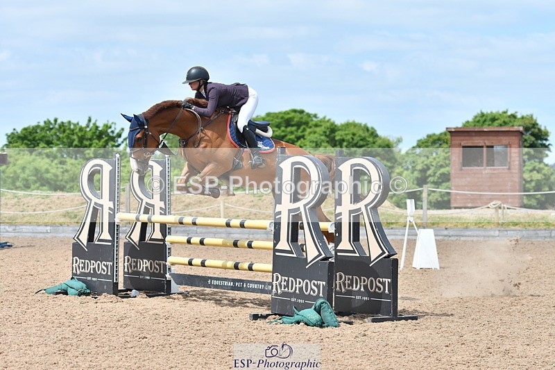 240609A-112518-04553 - Cls 17 Snr 1.05m Open