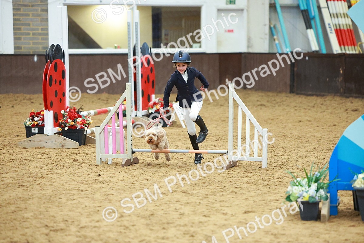 SBM_002498 - Class 3 - Horse & Hound (60cm)