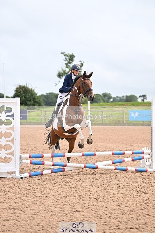 240813-154433-00077 - Clear round & 60cm