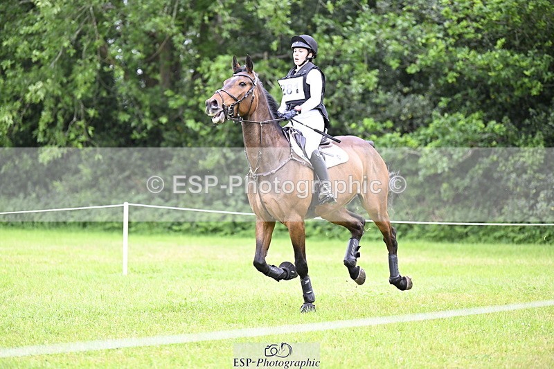 250524A-171349-14688 - C-281-Holly.Morris-NADIR.DE.LEAU