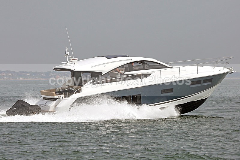 160528 MISTAKEN IDENTITY - FAIRLINE Y92A7061 - Motorboats - Hardtop