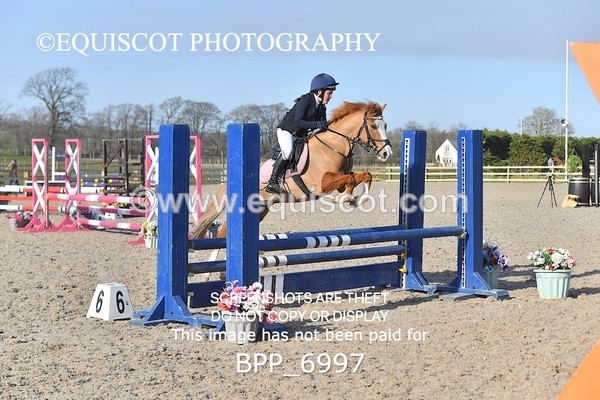 BPP_6997 - CLASS 17 SUN Stepping Stones 128/ 138cms Handicap