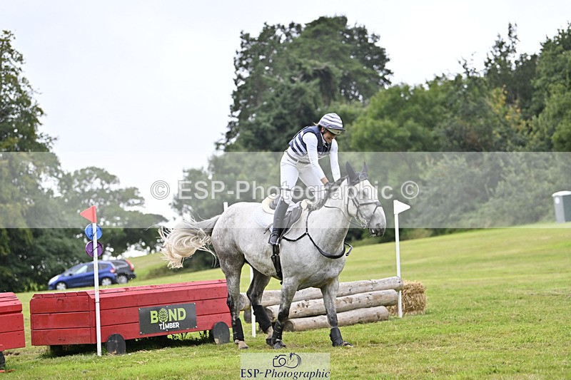 240825X-180519-38312 - 80cm XC 17.30 to End