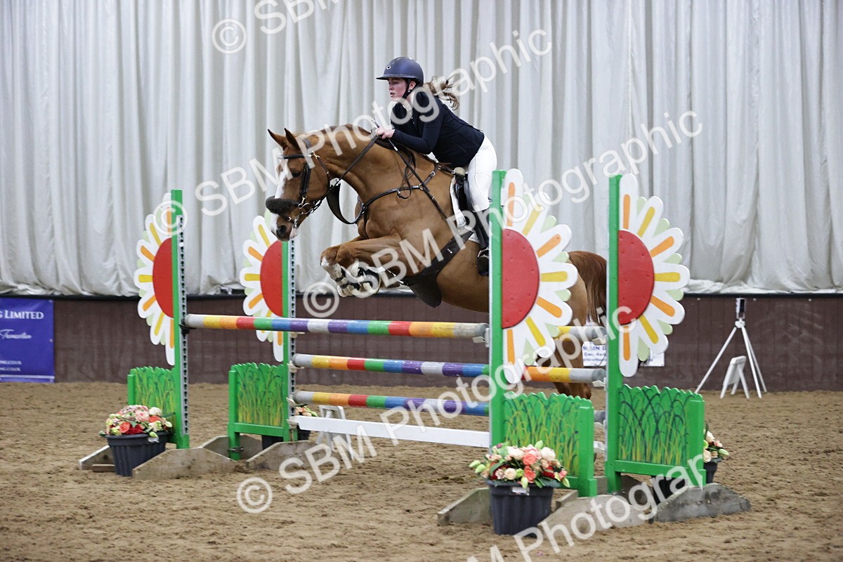 SBM_001307 - Class 4 - Senior Newcomers/ 1.10m Open