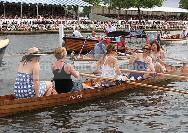 100702 HENLEY REGATTA PTR 301 IMG_9667 - HENLEY REGATTA - FRIDAY 2nd JULY 2010