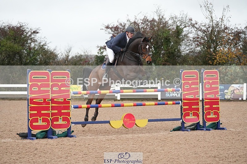 251107-130839-01082 - Cls 6 Foxhunter and 1.20m Open
