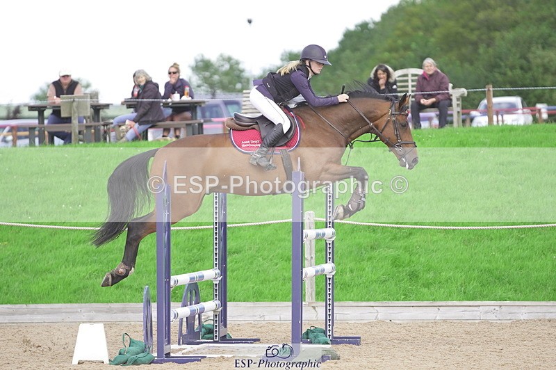 230806A-123426-02009 - Cls 14 Snr Foxhunter & 1.20m Open