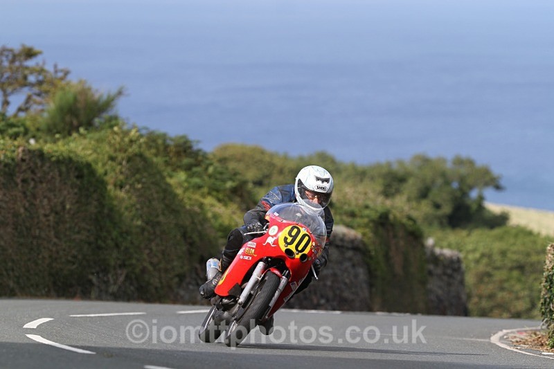 FOM_9724 - Bennetts 500cc Classic TT Race