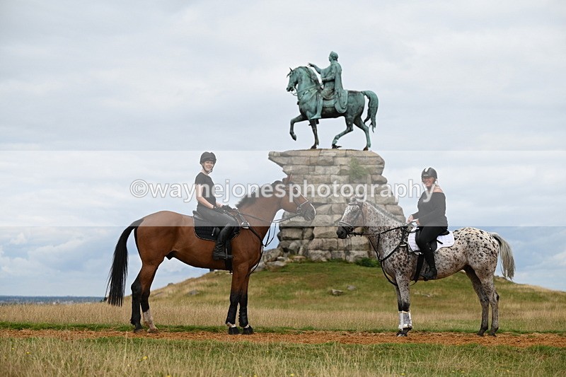 DSC_6312 - Time at Statue 12:17 to 12:44