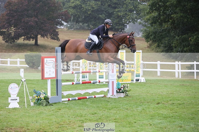 250830A-141115-06908 - Cls 16 Snr Newcomers and 1.10m Open