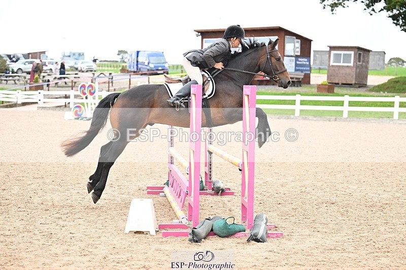 250920-110523-00380 - Cls 22+23 Club and Schools 70cm