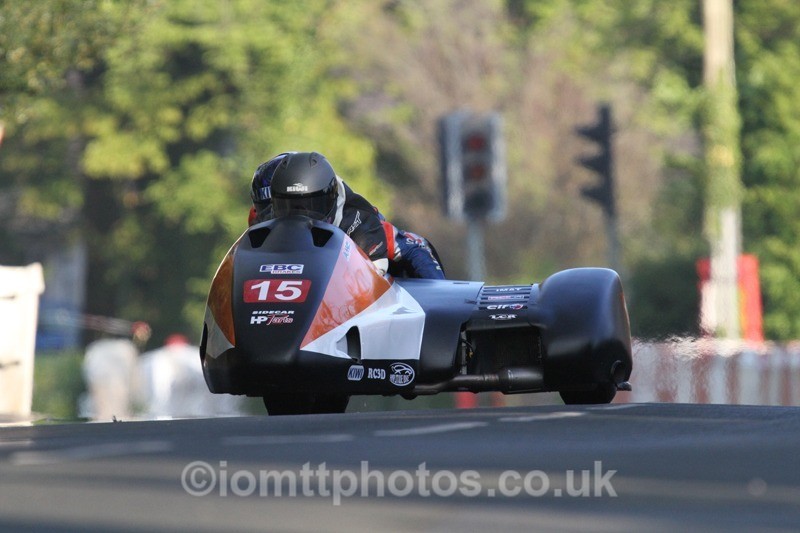 IMG_5478 - Thursday Practice - TT 2013 Side Car