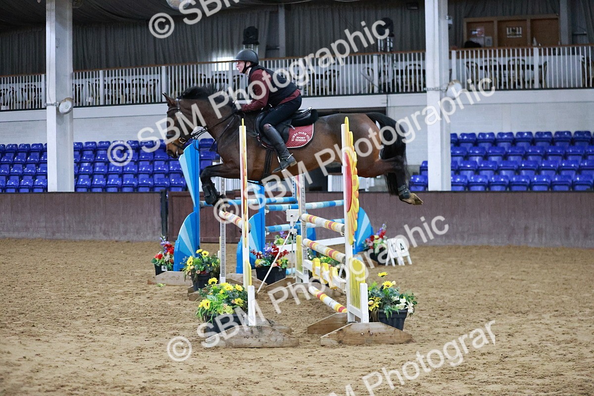 SBM_001037 - Class 4 - Senior Newcomers - 1.10m
