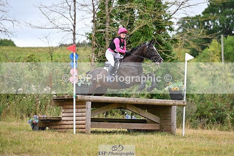 250803A-103851-09937 - L-504-Chloe.Williams-FIRST.LADY