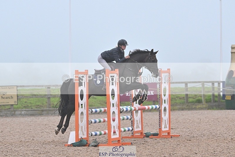 240813-192148-00898 - Classes 7 A&B 90cm