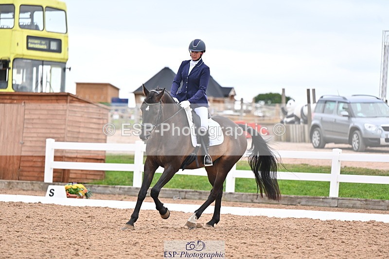 240817A-153428-10316 - 211-Louisa.Chatting-First.Mohican.II