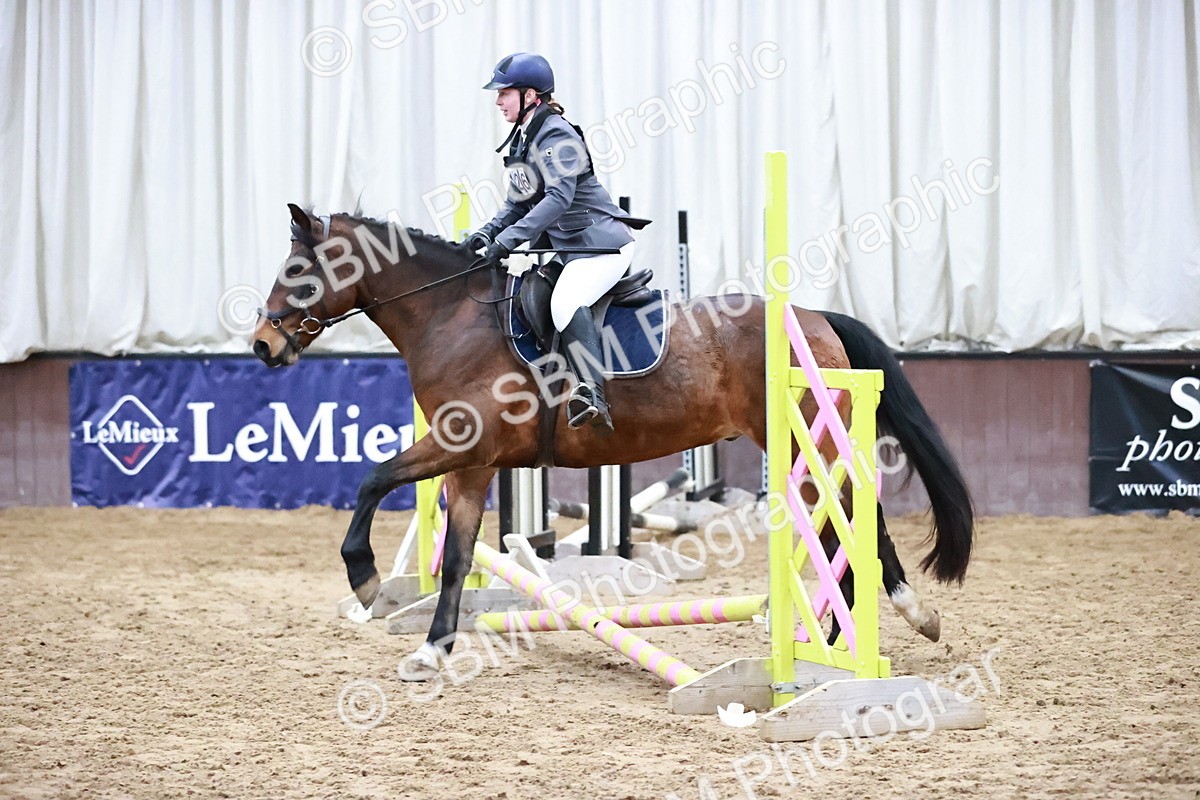 SBM_000117 - Class 1 - Cross Pole Jumping 30cm 40cm