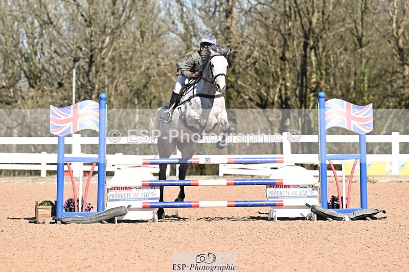 260318B-104931-00182 - Clear Round & Brit Nov 90cm