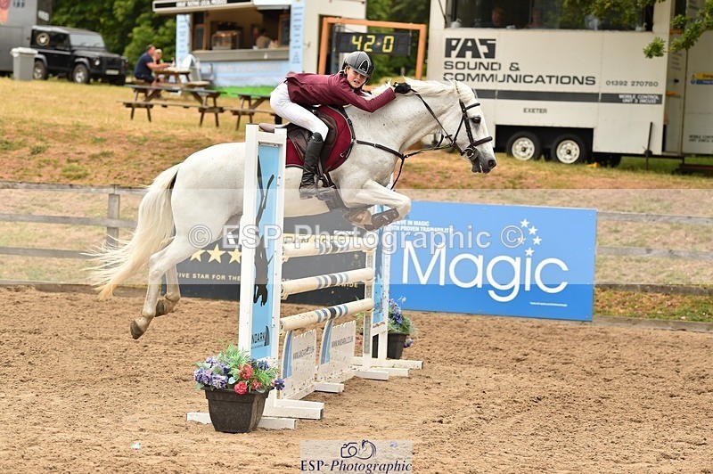230618-142352-12906 - Cls 25 Pony Foxhunter & 1.10m Open