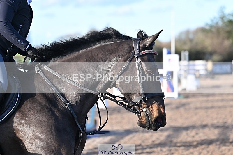 251203-125333-00570 - Cls 4 Newcomers and 1.10m Open