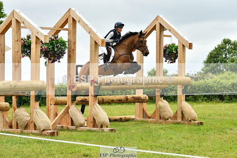 250524A-112819-09280 - B-364-Yasmin.Ingham-KINDA.CORVETTE