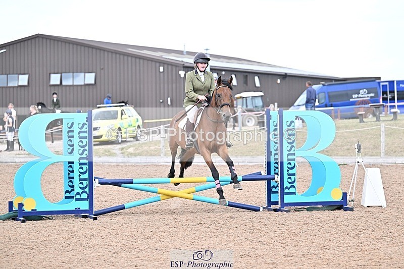 250826-162613-00302 - 70cm