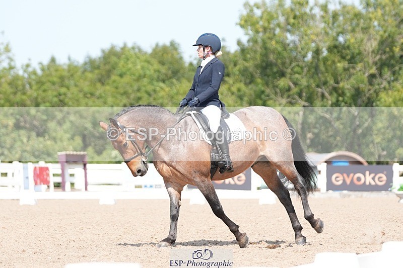 250817-125123-09436 - 177-Joanne.PengellyAshfield.Bob