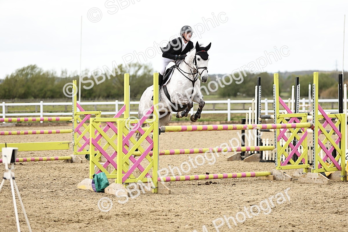 SBM_001275 - Class 4 - Senior Newcomers - 1.10m
