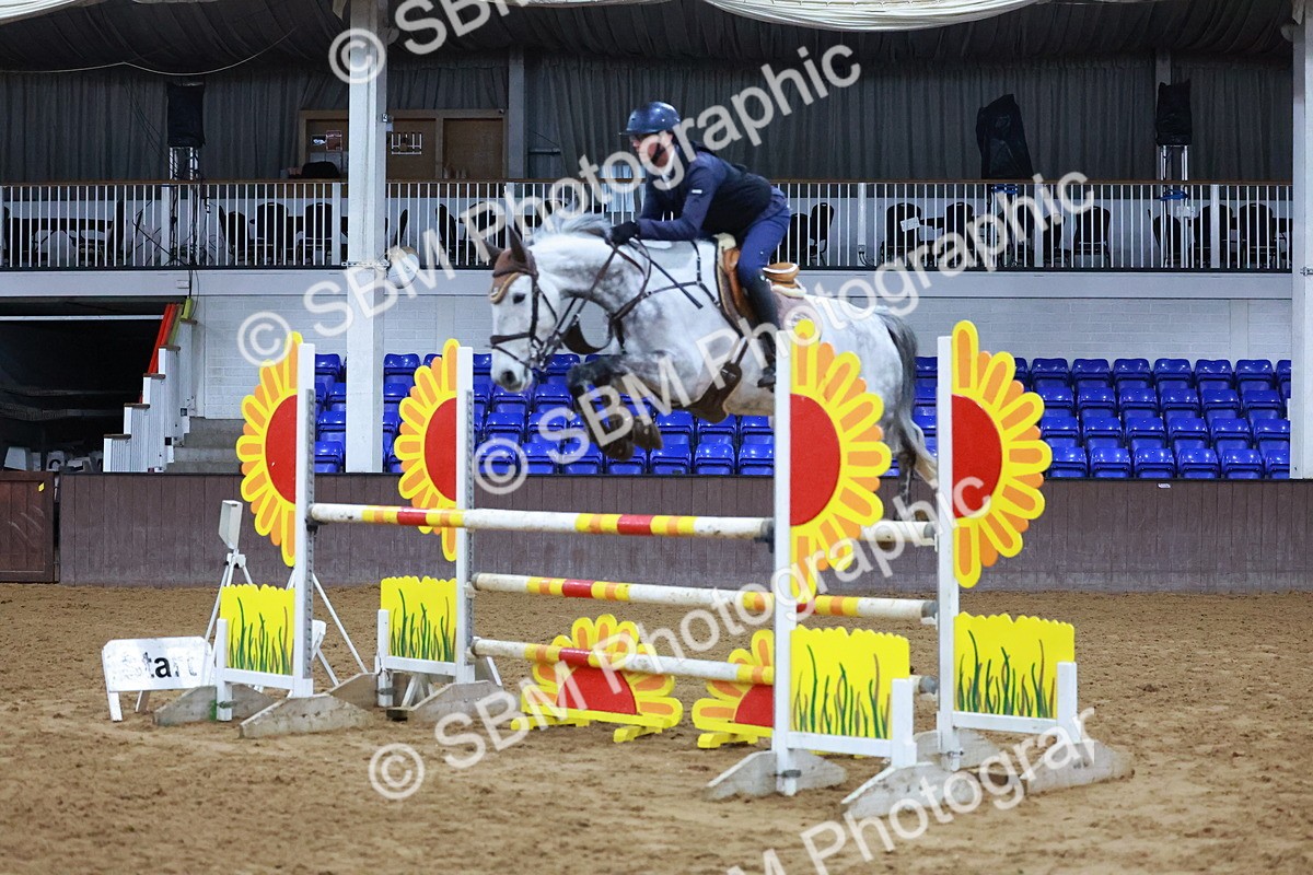 SBM_002589 - Class 5 - Senior Foxhunter 1.20m