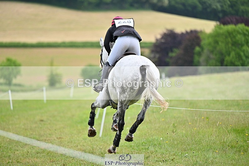 250524A-152908-14378 - C-228-Lizzie.Luxton-ST.TROPEZ