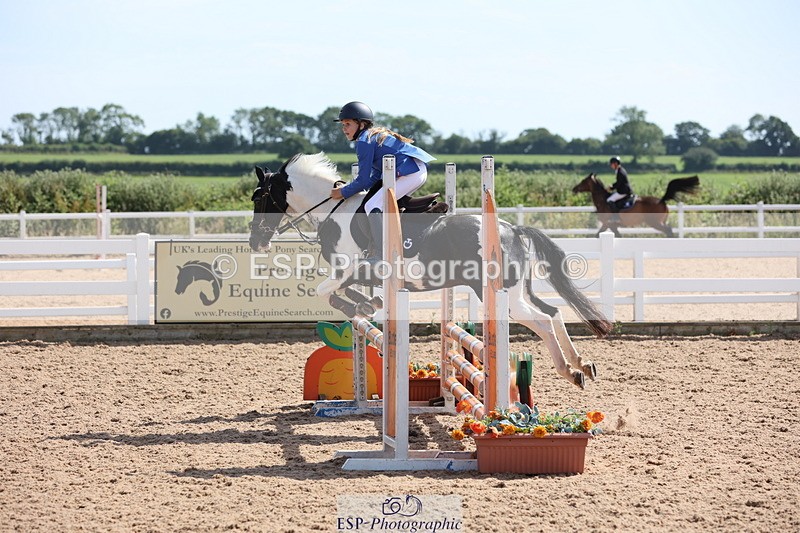 240629A-162001-07979 - Cls 13 Stepping Stones 128cm + 138cm